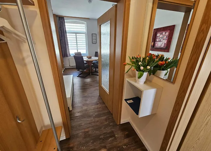 In Schlossnaehe Schwerin (Mecklenburg-Vorpommern)